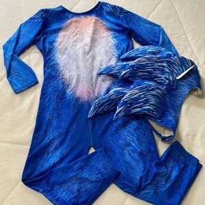 Sonic the Hedgehog Halloween costume